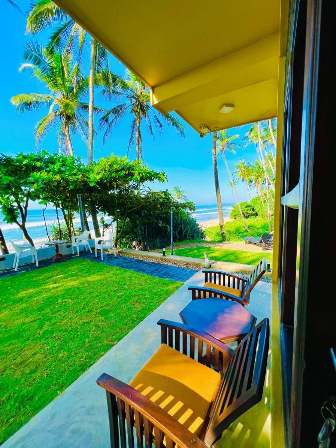 Top Secret Beach Hotel Matara Exteriör bild